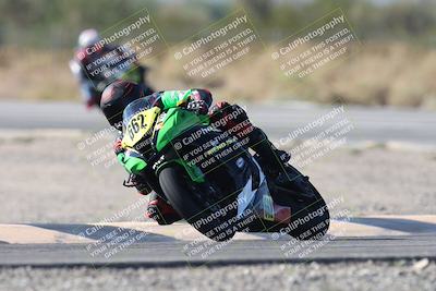 media/Oct-04-2025-CVMA (Sat) [[408bcdd6e4]]/Race 13-Amateur Supersport Open/